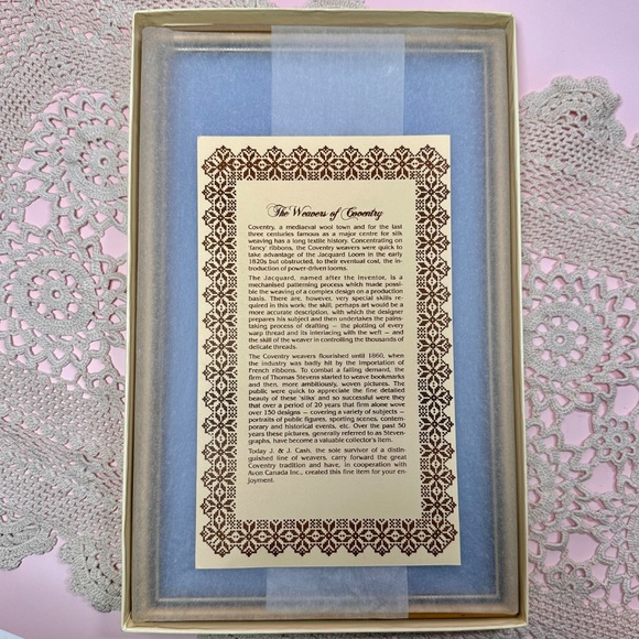 Vintage Cashs “Mrs. Albee” Silk & Rayon Woven Portrait – Framed Avon Collector - Picture 2 of 7